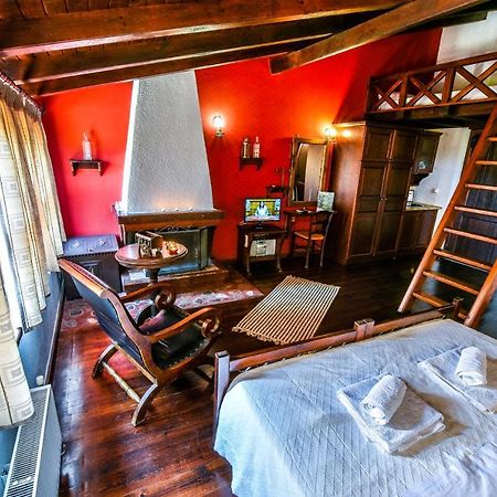Oikoperiigitis Hotel بحيرة كيركيني المظهر الخارجي الصورة