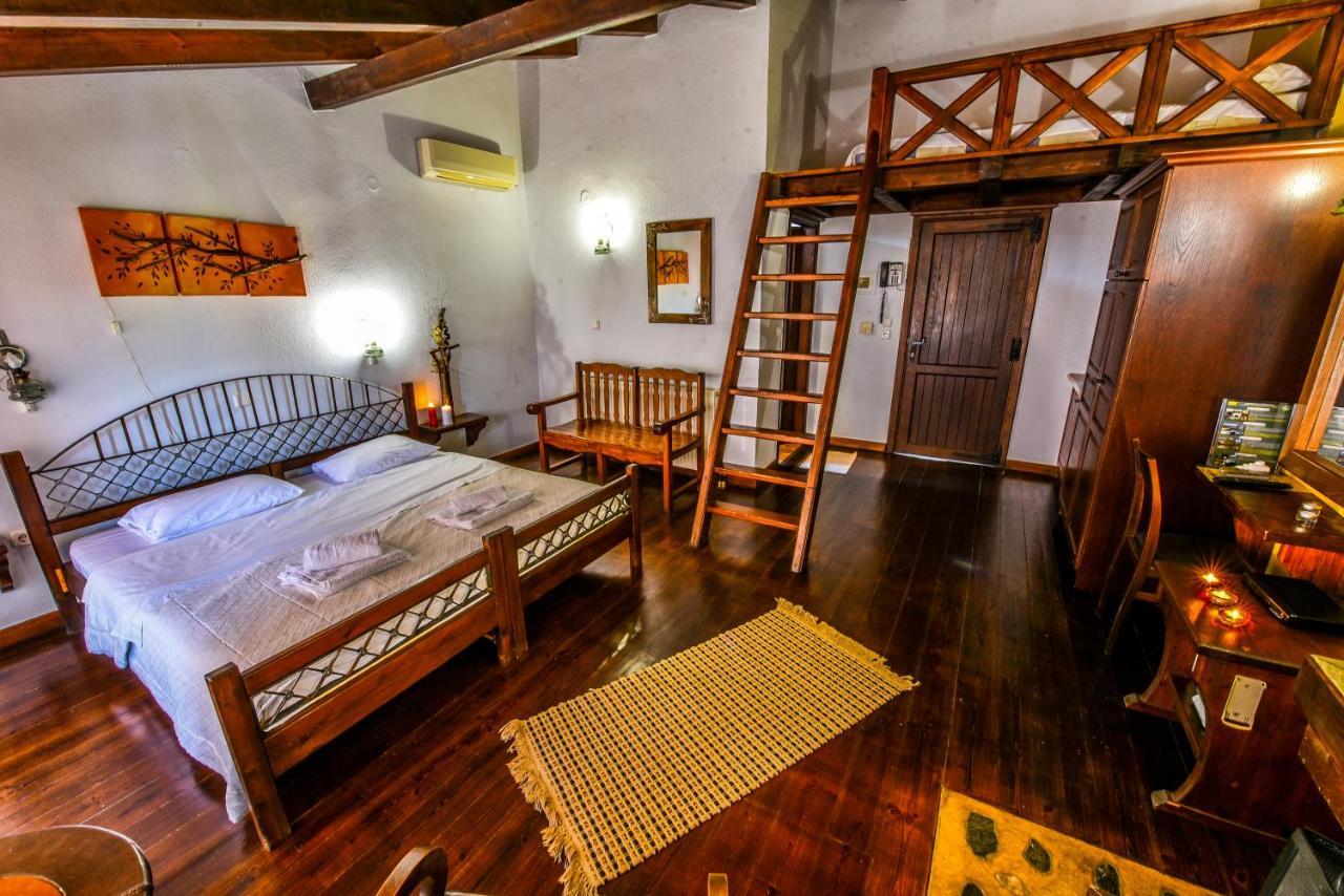 Oikoperiigitis Hotel بحيرة كيركيني المظهر الخارجي الصورة