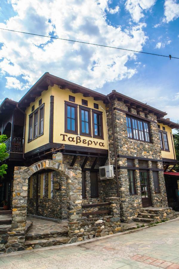 Oikoperiigitis Hotel بحيرة كيركيني المظهر الخارجي الصورة