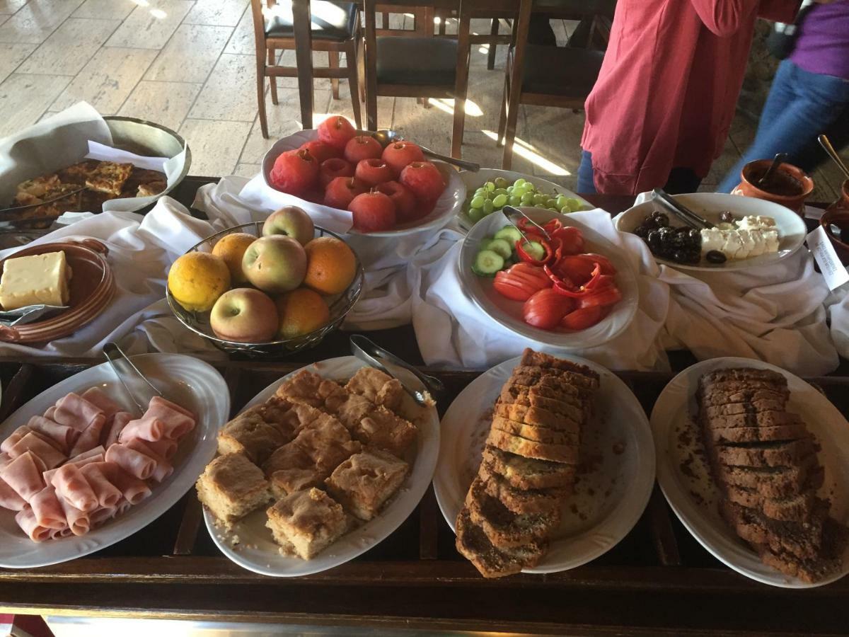 Oikoperiigitis Hotel بحيرة كيركيني المظهر الخارجي الصورة