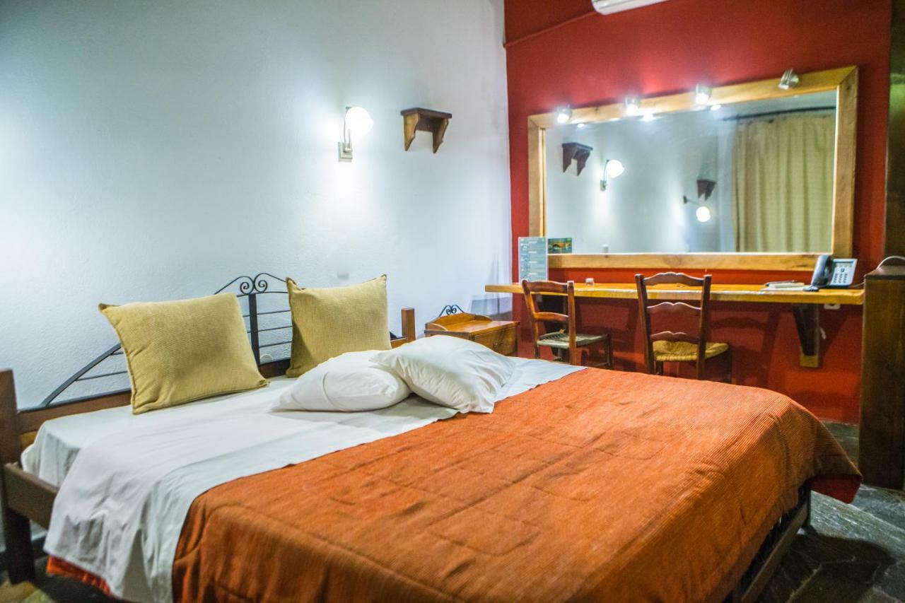 Oikoperiigitis Hotel بحيرة كيركيني المظهر الخارجي الصورة