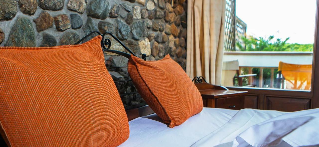Oikoperiigitis Hotel بحيرة كيركيني المظهر الخارجي الصورة